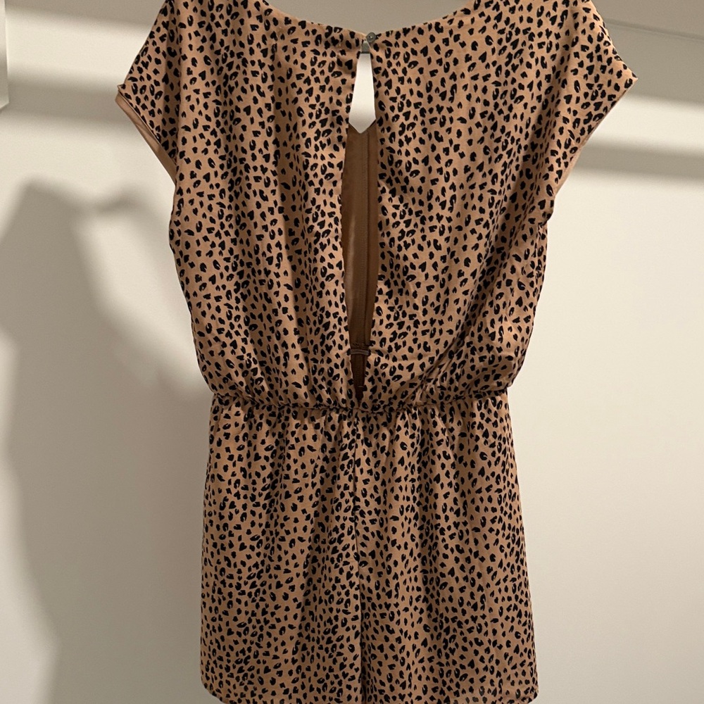 Leopard Print Tie-Front Romper - Picture 2 of 3
